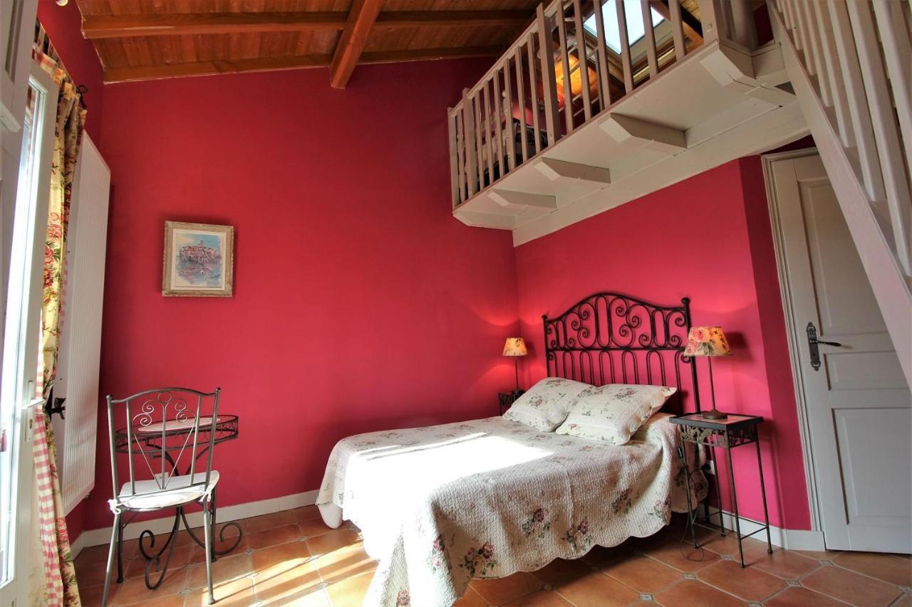 Maison D'Hotes Du Vert Vallon Theize Exterior photo